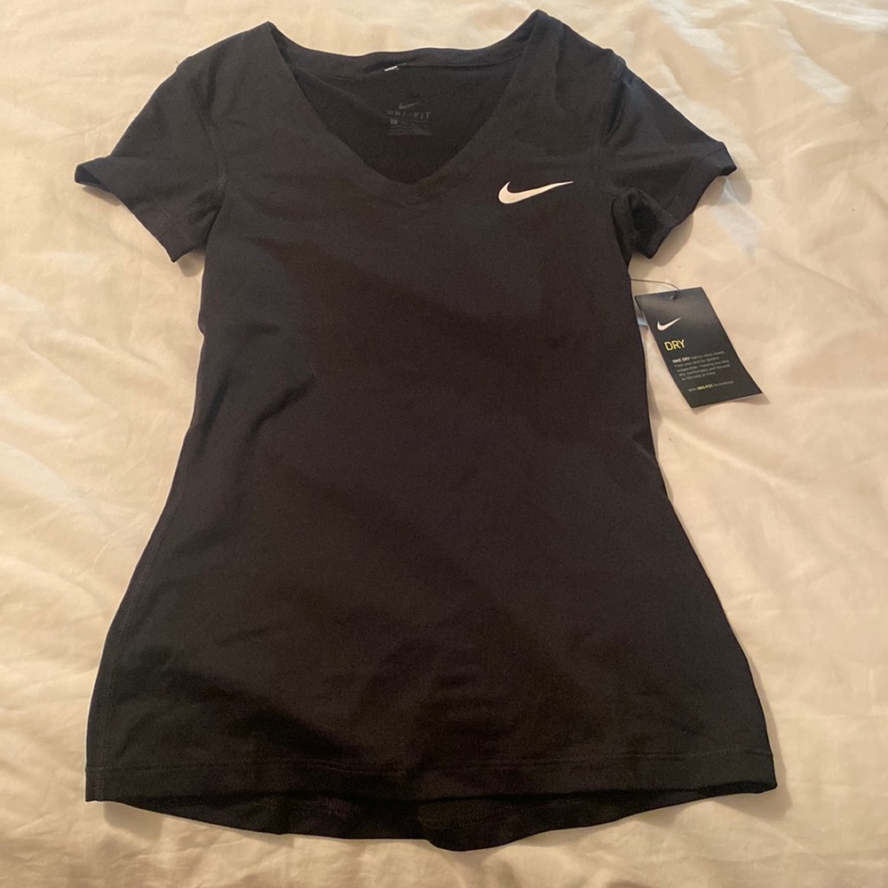 NWT Nike black T shirt